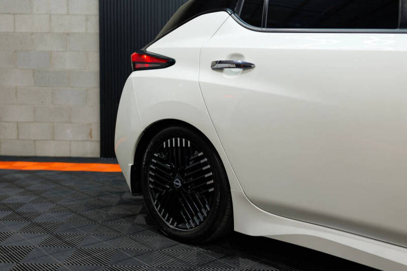 2023 Nissan LEAF SV PLUS