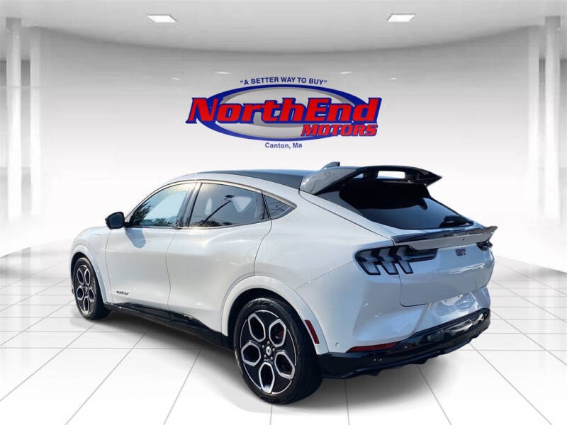 2022 Ford Mustang Mach-E GT