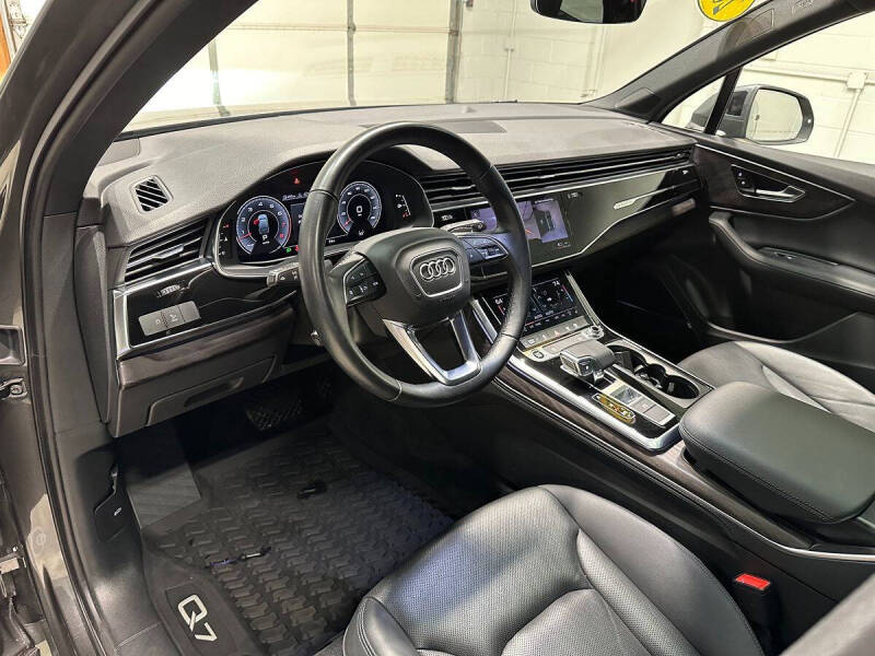 2021 Audi Q7 quattro Premium Plus 55 TFSI
