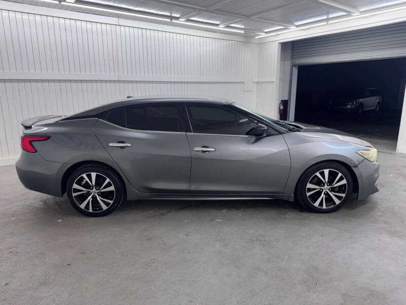 2017 Nissan Maxima