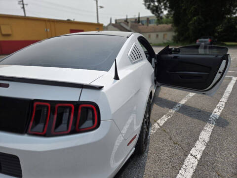 2014 Ford Mustang V6 Premium