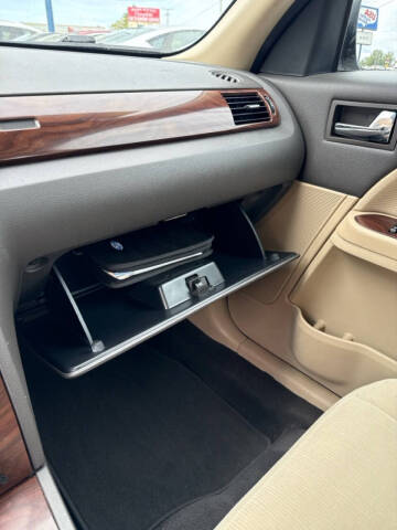 2008 Ford Taurus SEL