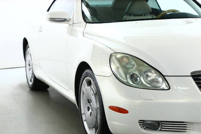 2003 Lexus SC 430