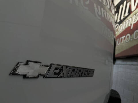 2017 Chevrolet Express LS 2500