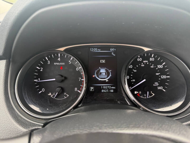 2016 Nissan Rogue SV