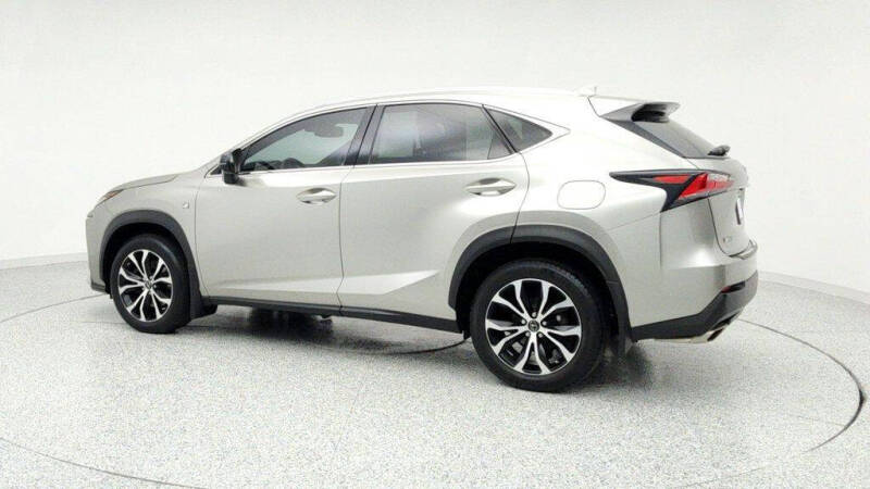 2017 Lexus NX 200t