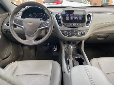 2017 Chevrolet Malibu LT