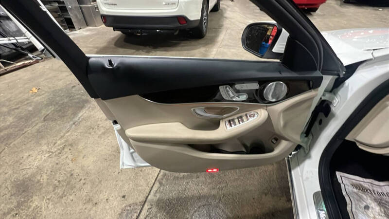 2017 Mercedes-Benz C-Class C 300 4MATIC