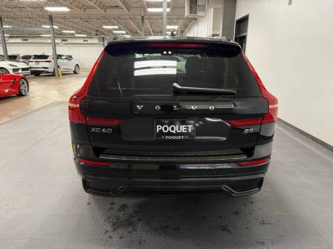 2024 Volvo XC60 B5 Core Dark Theme