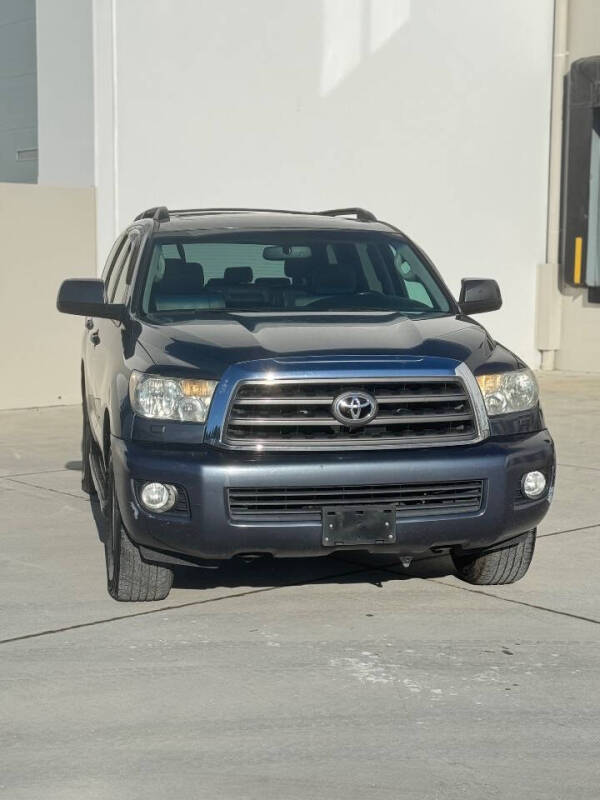 2008 Toyota Sequoia SR5