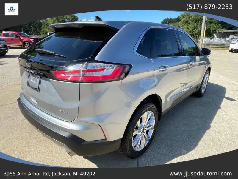 2022 Ford Edge Titanium