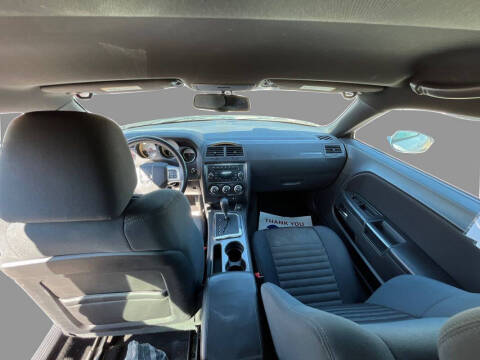 2014 Dodge Challenger SXT