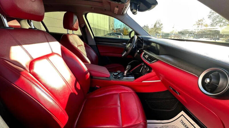 2018 Alfa Romeo Stelvio Ti