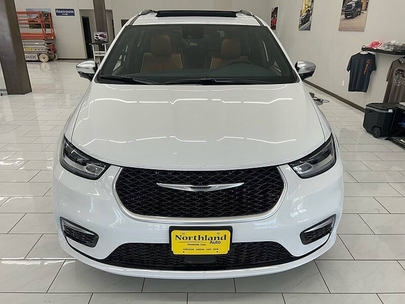 2026 Chrysler Pacifica Pinnacle