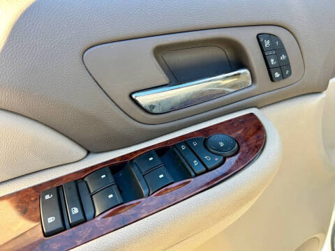 2009 Chevrolet Suburban LTZ