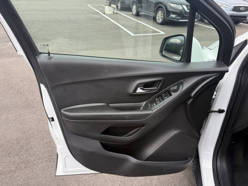 2021 Chevrolet Trax LS