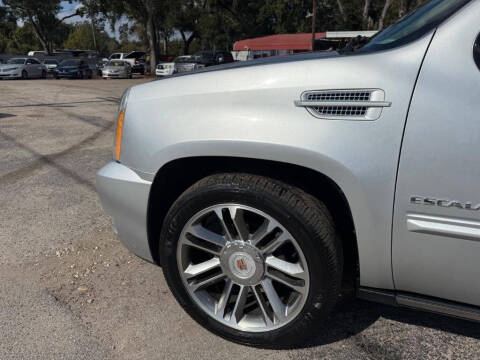 2012 Cadillac Escalade Premium