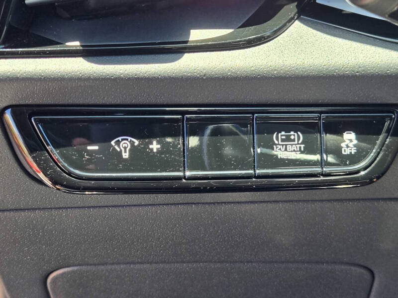 2025 Kia Niro EX