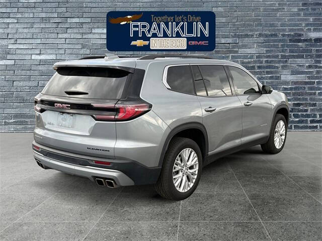 2024 GMC Acadia Elevation