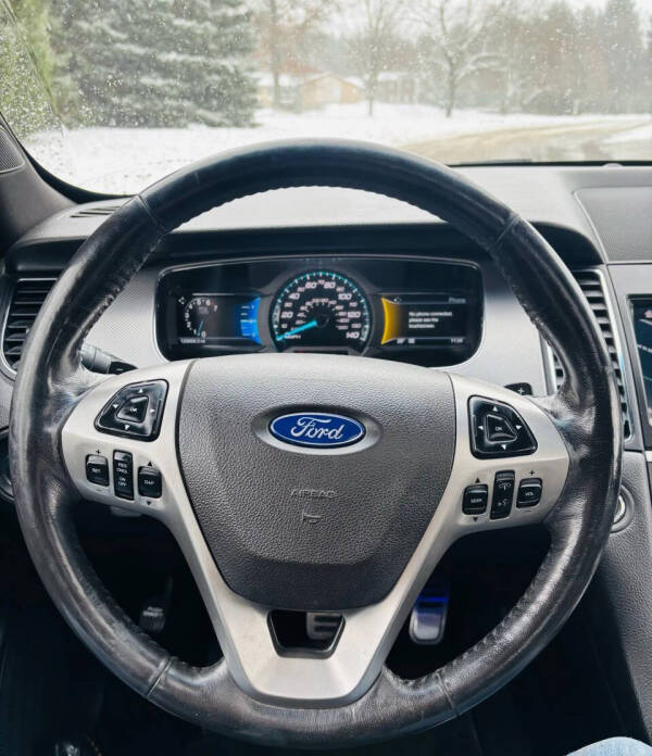 2018 Ford Taurus SHO