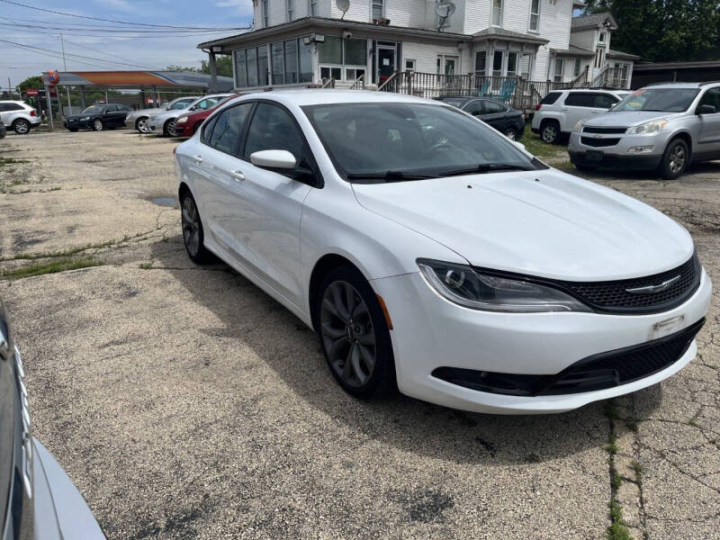 2015 Chrysler 200 S