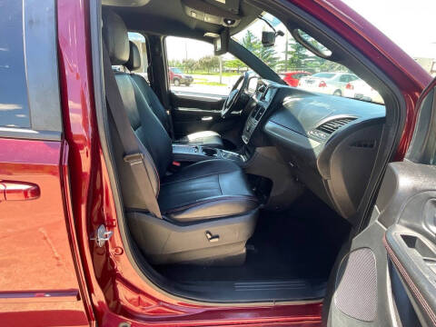 2017 Dodge Grand Caravan GT