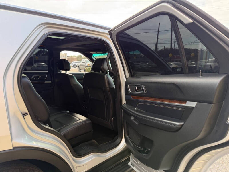 2017 Ford Explorer Limited