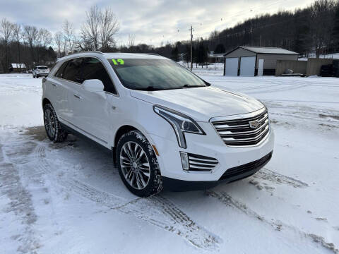 2019 Cadillac XT5 for sale at SB AUTO SALES in Northern Cambria PA