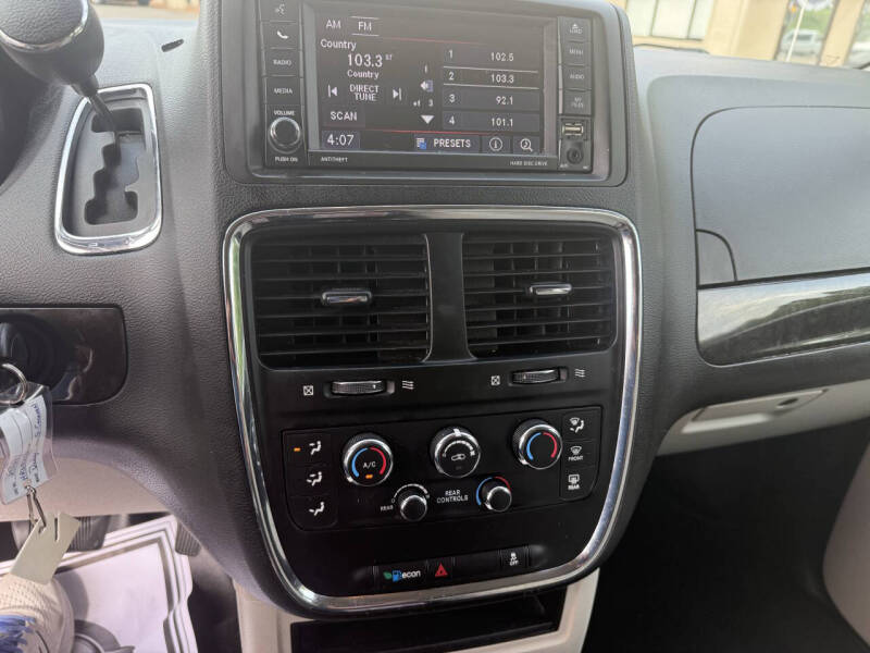 2017 Dodge Grand Caravan SE