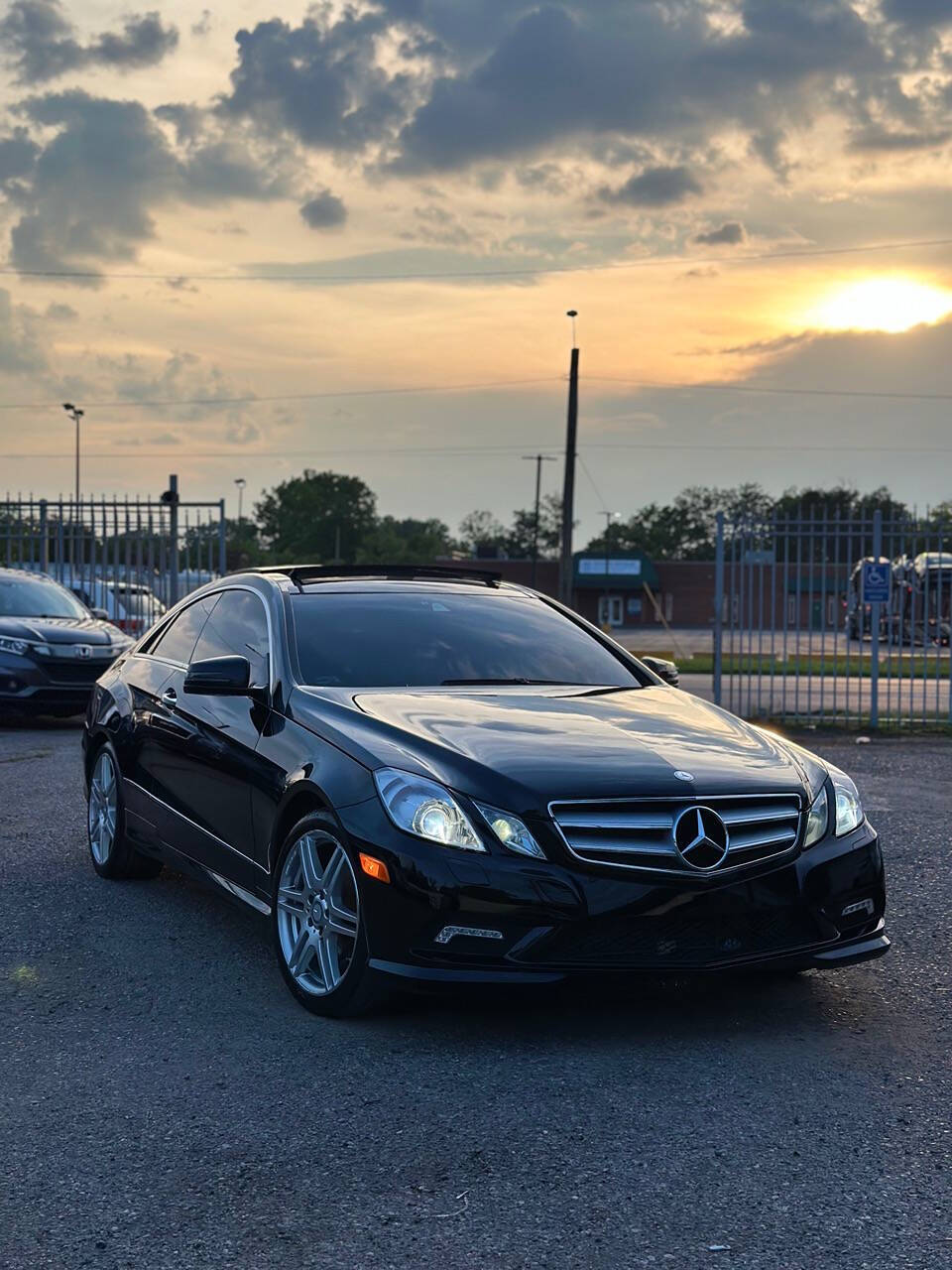 2010 Mercedes-Benz E-Class for sale at Unlimited Auto Sales Inc. in Detroit, MI