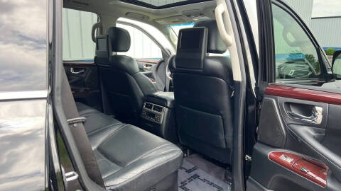 2013 Lexus LX 570