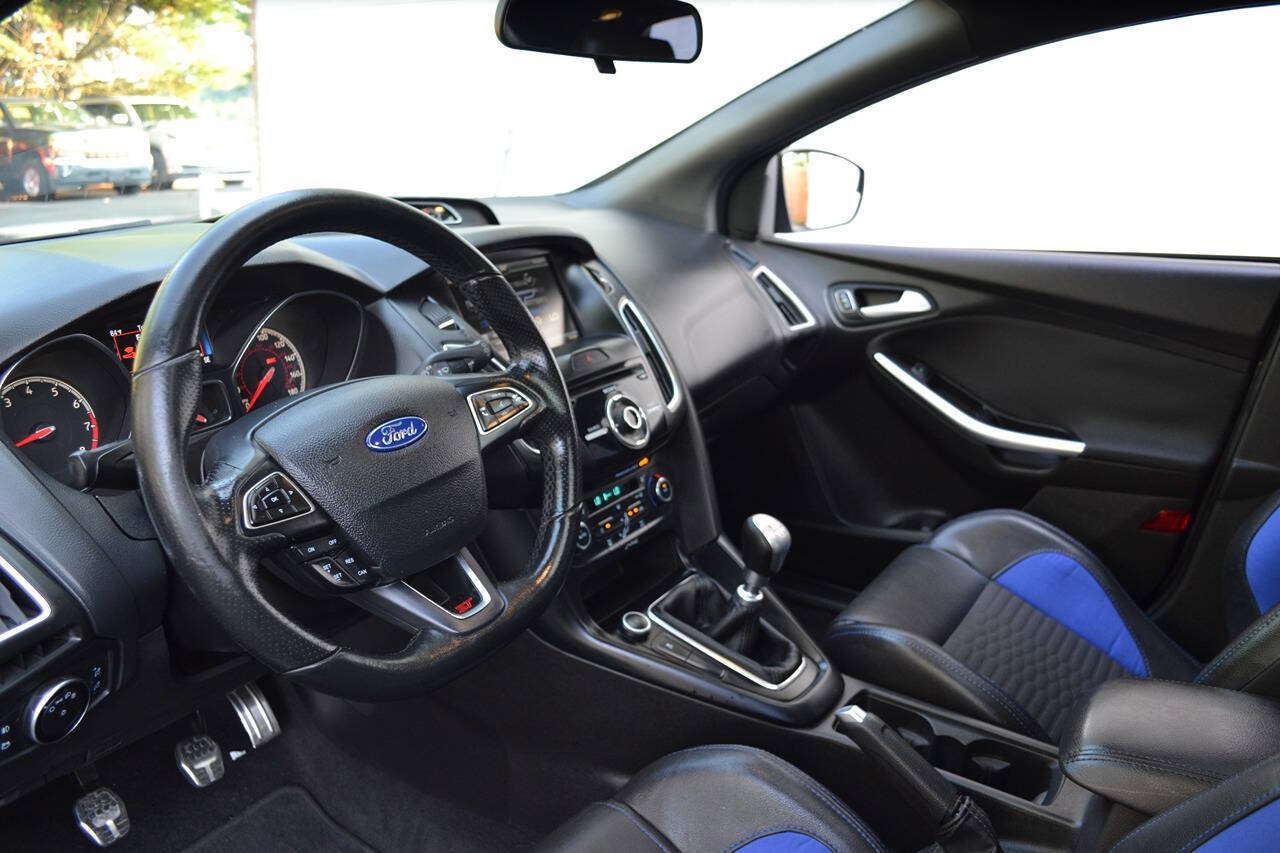 2015 Ford Focus for sale at Knox Max Motors LLC in Knoxville, TN