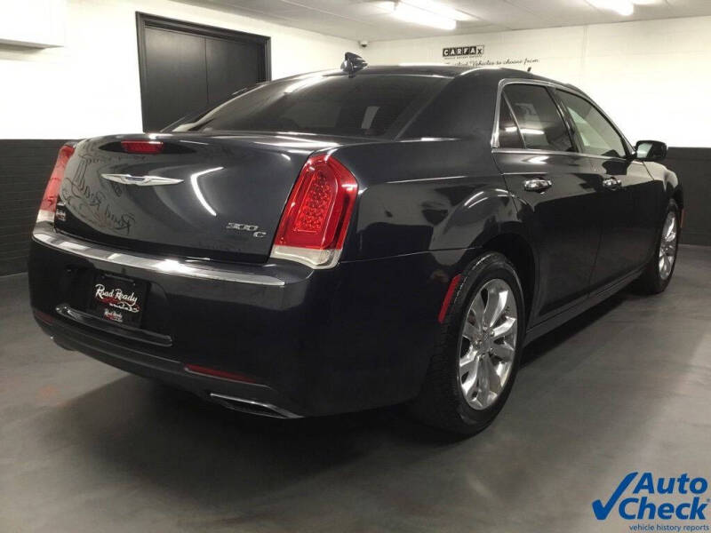 2017 Chrysler 300 C