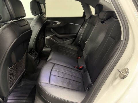 2017 Audi A4 2.0T quattro Premium