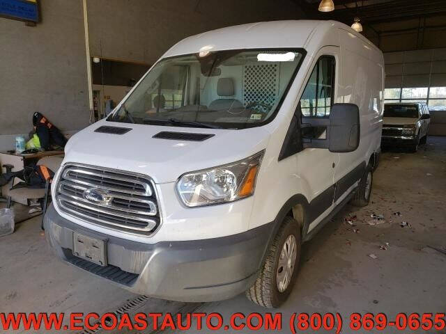 2015 Ford Transit Base's photo