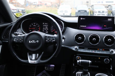 2022 Kia Stinger GT-Line