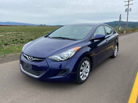 2013 Hyundai Elantra for sale at M AND S CAR SALES LLC in Independence OR