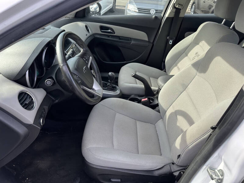 2013 Chevrolet Cruze ECO Manual