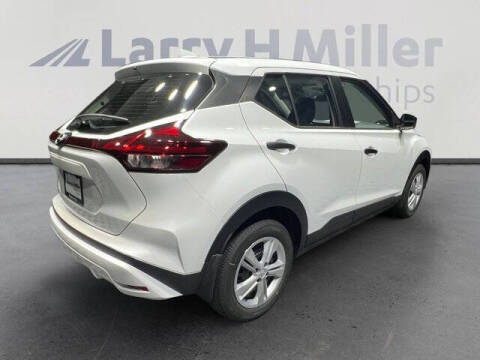 2025 Nissan Kicks Play S