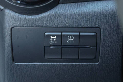 2019 Toyota Yaris LE