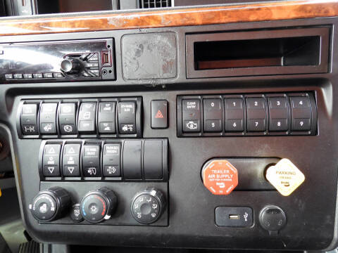 2019 International LT625