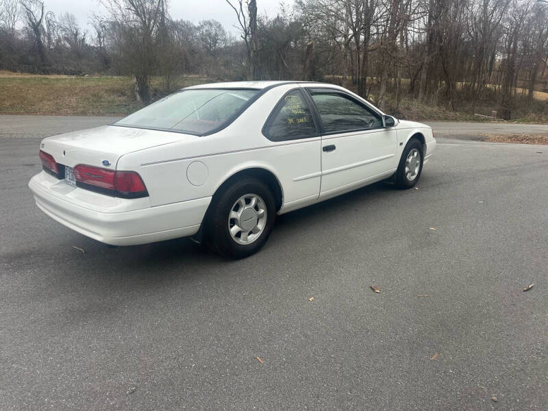 1995 Ford Thunderbird's photo