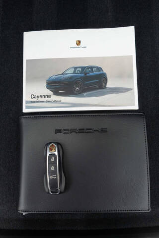 2024 Porsche Cayenne