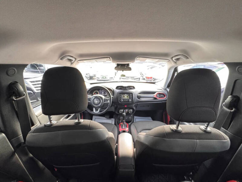 2016 Jeep Renegade Trailhawk