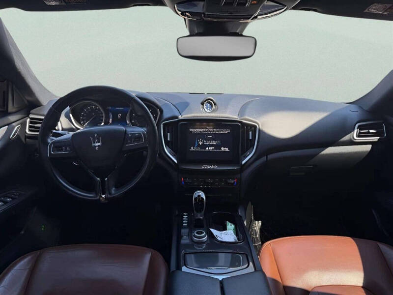 2017 Maserati Ghibli