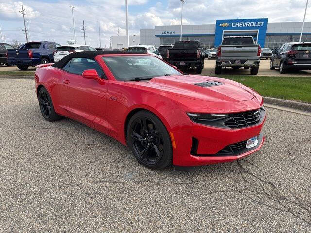 Used 2023 Chevrolet Camaro LT1 with VIN 1G1FF3D78P0133562 for sale in Bloomington, IL