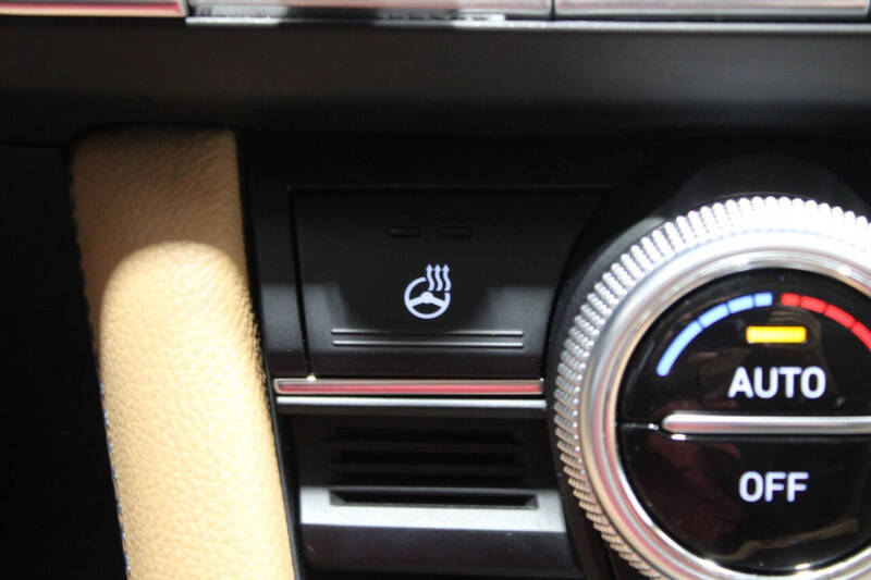 2022 Genesis G70