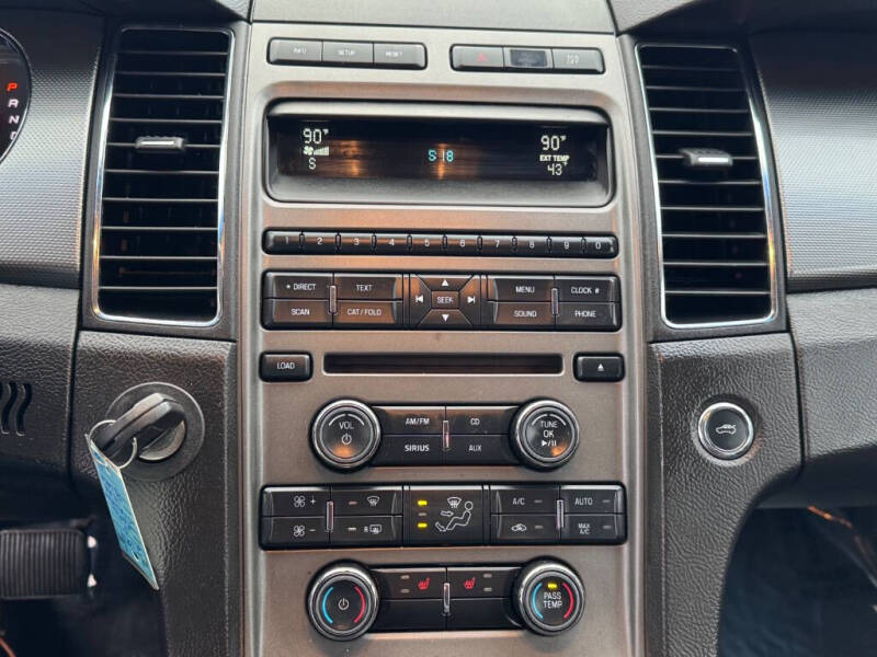 2011 Ford Taurus SEL