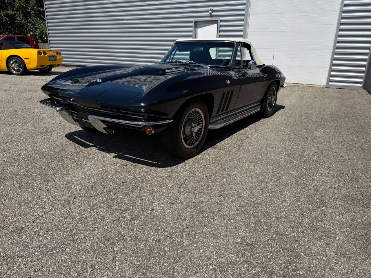 1966 Chevrolet Corvette 190