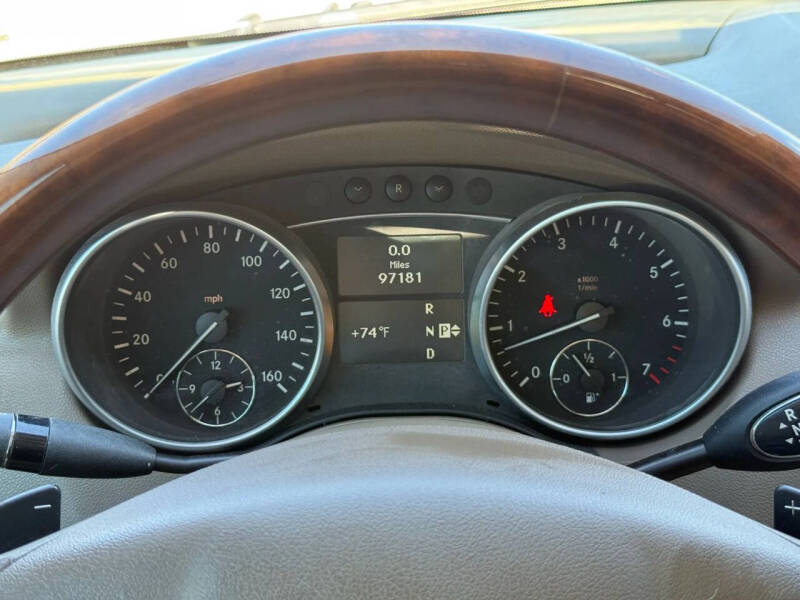 2009 Mercedes-Benz M-Class ML 550